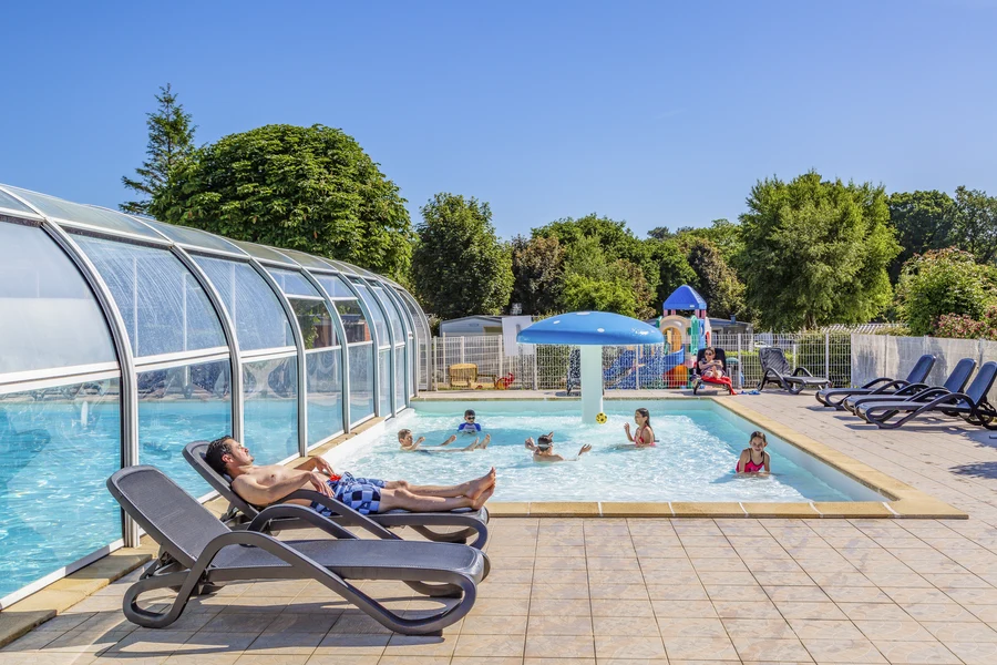 finistere swimming pool